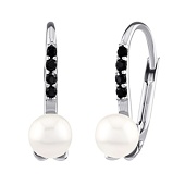 Perlenohrringe aus Weißgold April mit echter weißer Perle und Brilliance Zirconia