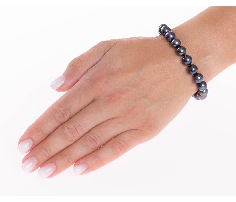 Bracciale di perle realizzato con perle nere naturali con chiusura in argento