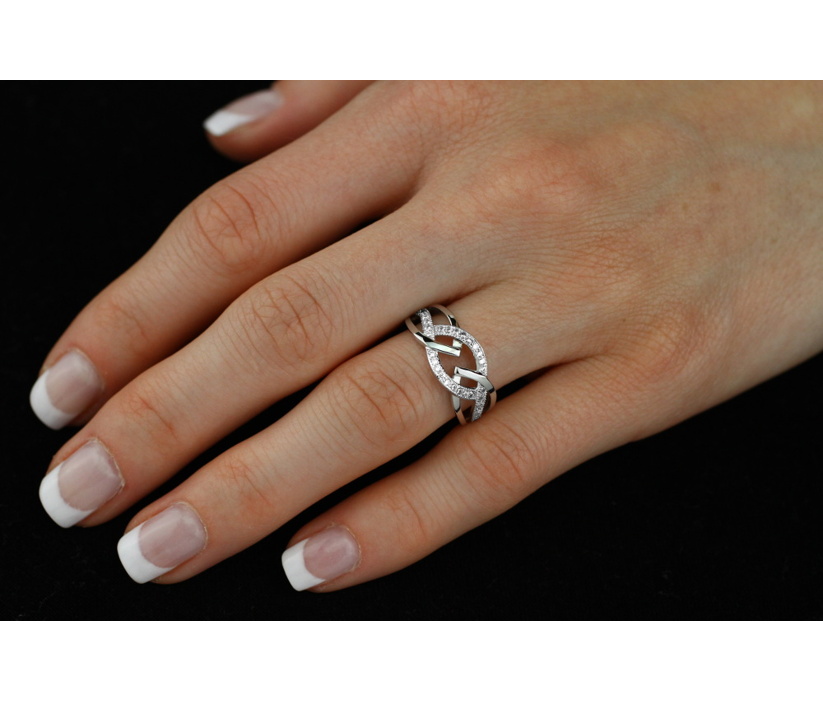 Prsteň ELISA zo striebra s micro zirconia